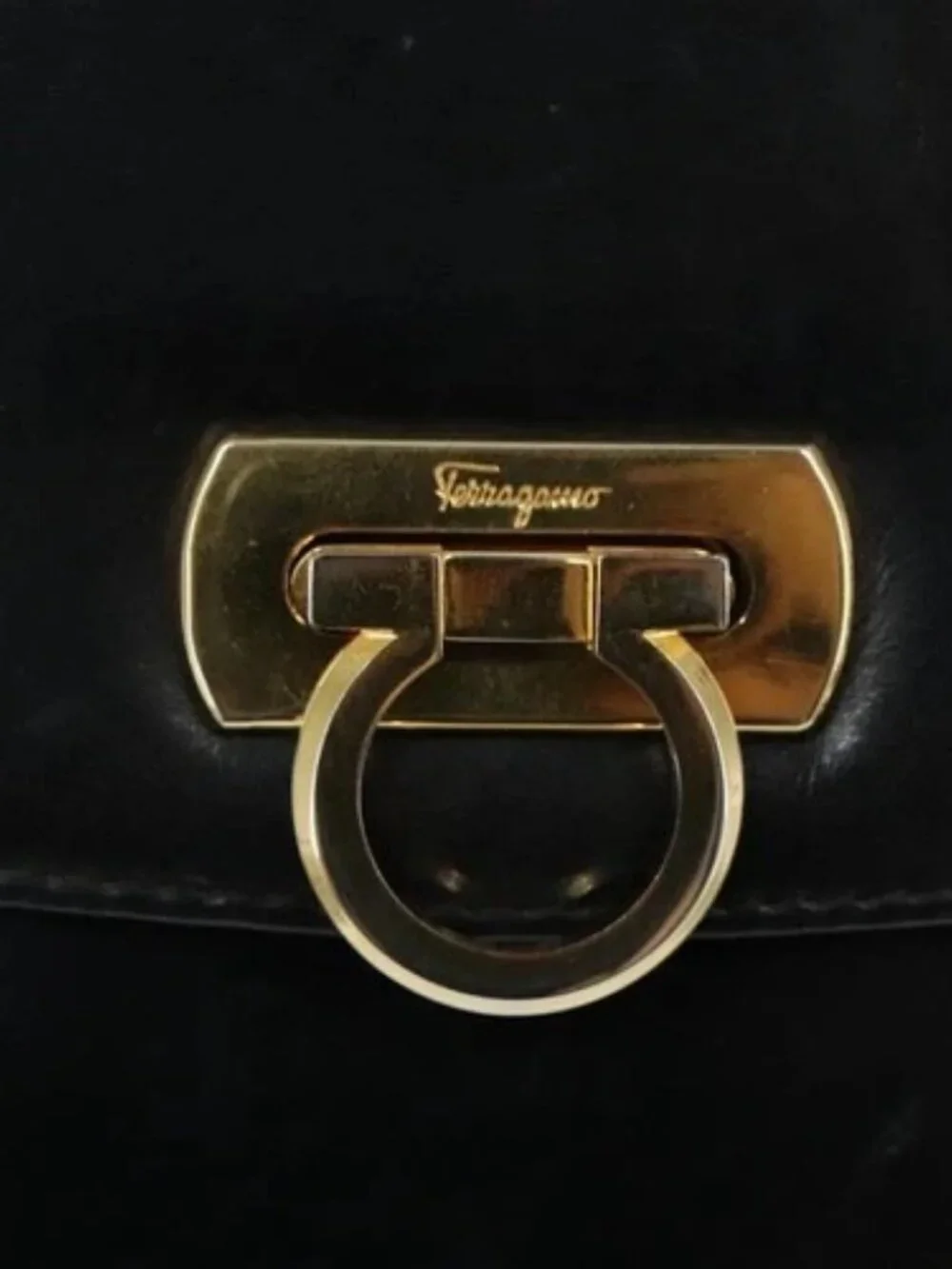 Salvatore Ferragamo brand	salvatore ferragamo